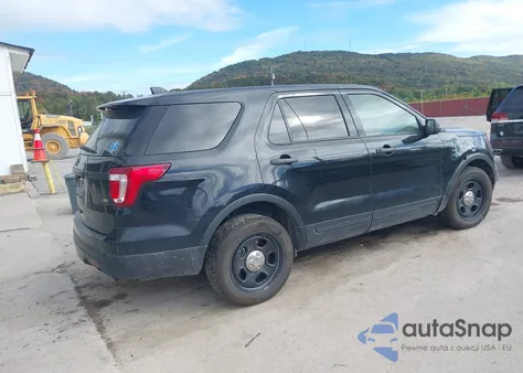 2017 Ford Police Interceptor z USA, uszkodzony, nr VIN 1FM5K8AR4HGB33550